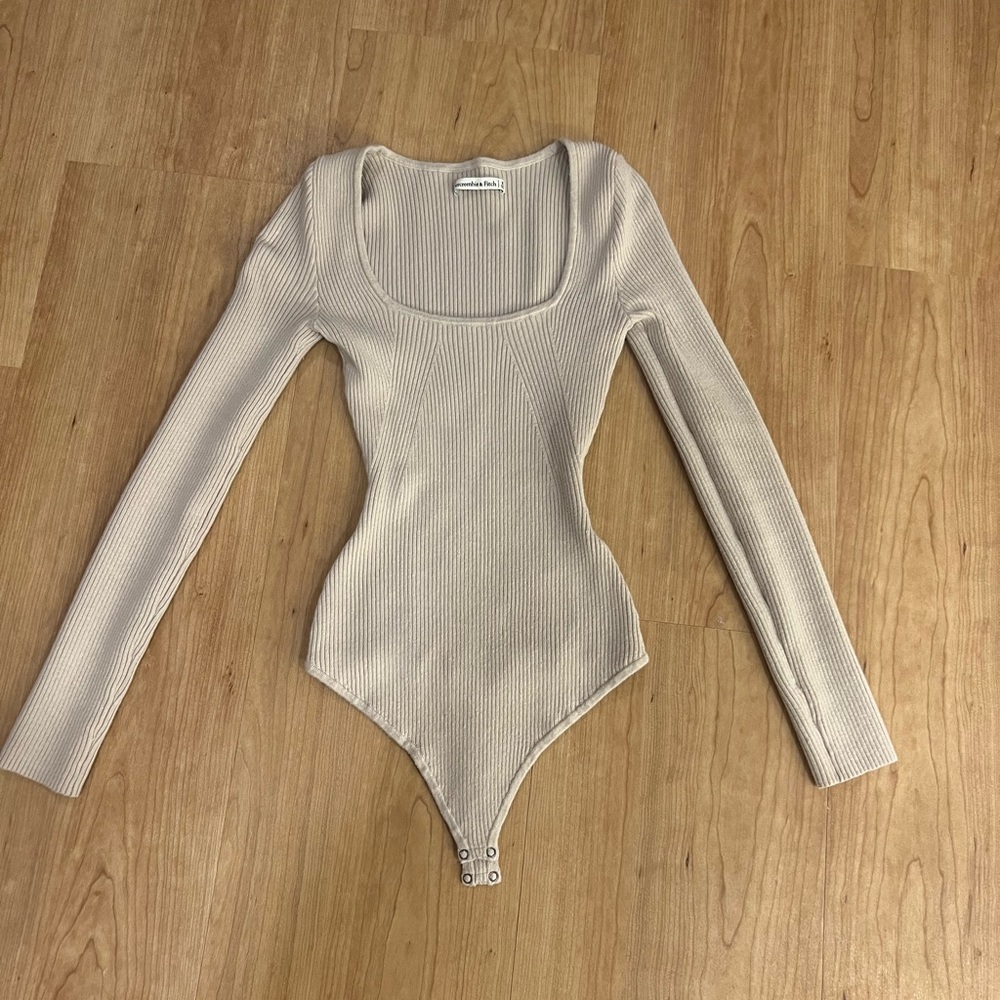 Abercrombie & Fitch bodysuit
